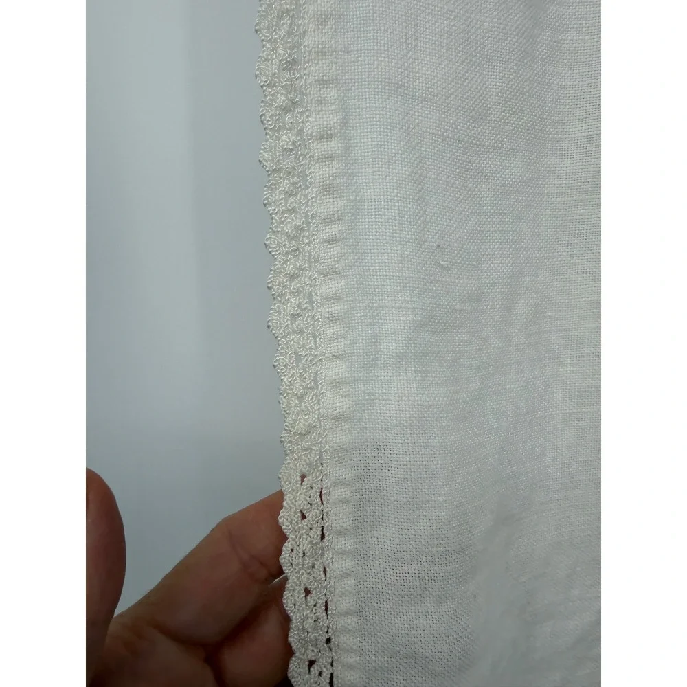 Vintage Embroidered Table Runner Dresser Scarf Floral Lace Trim Decor 35x12